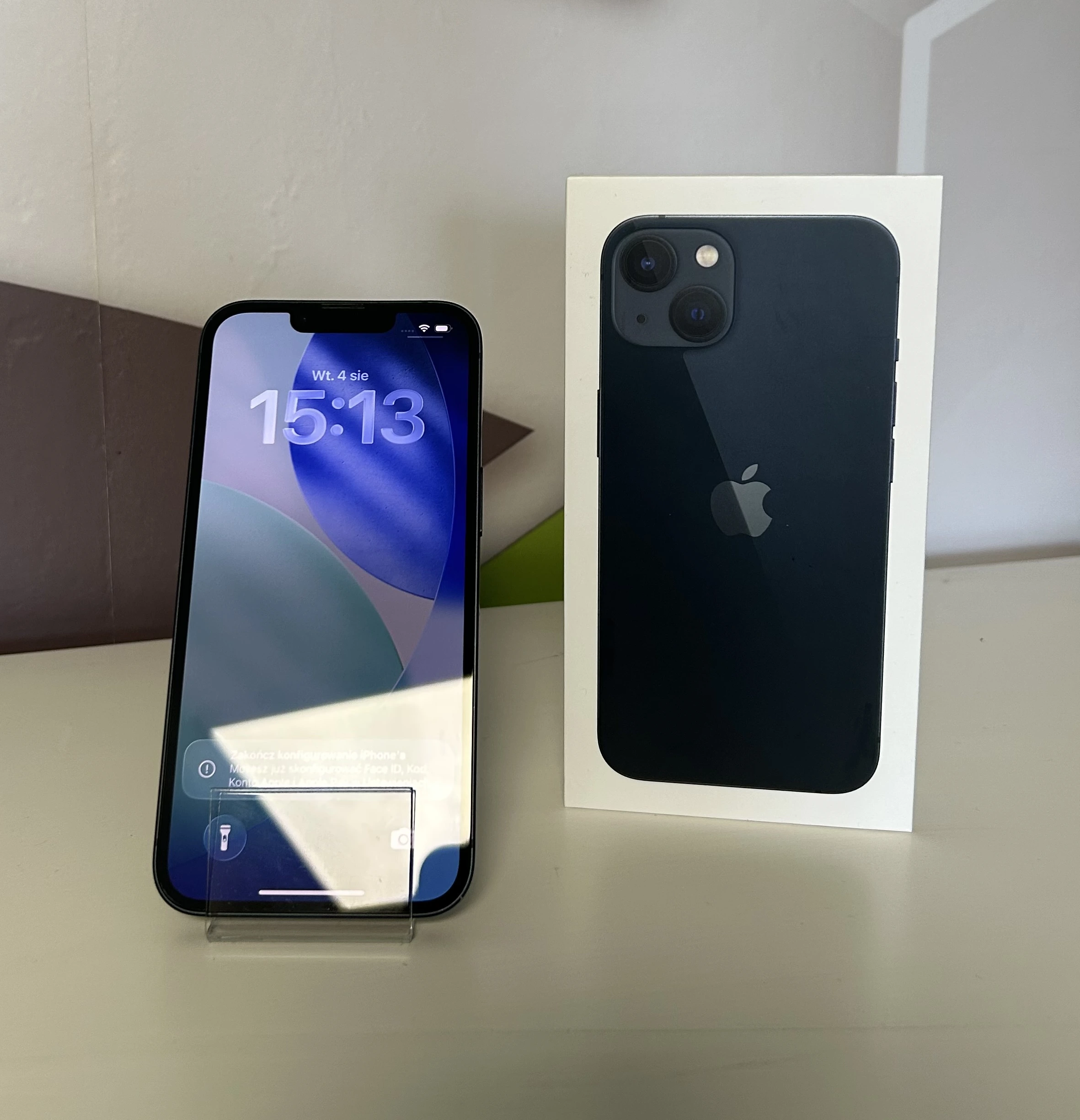 iPhone 13